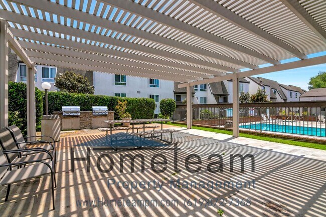 Building Photo - **$500 MOVE IN CREDIT** 2BR/2BA 894SQFT MISSION VALLEY CONDO * New Flooring *