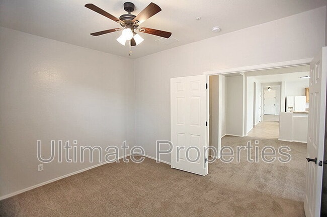 Building Photo - 12658 W Duane Ln