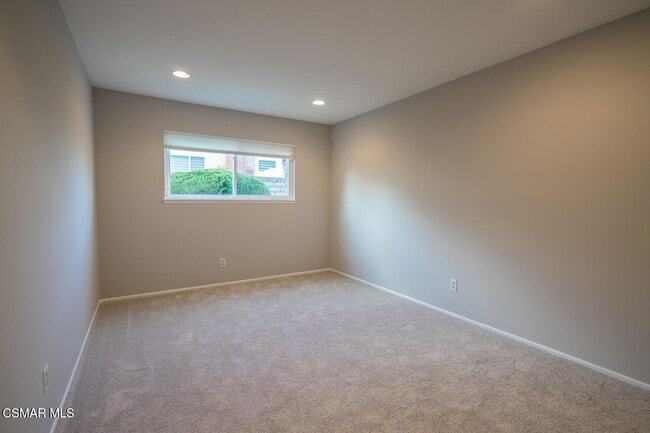 Building Photo - 3065 Starling Ave