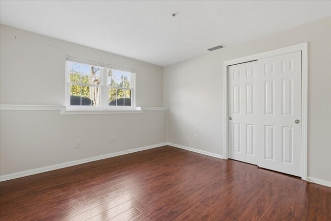 Building Photo - 360 Neponset St