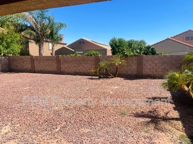 Building Photo - 17653 W Corrine Dr