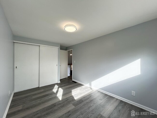 Building Photo - 36 Arden St