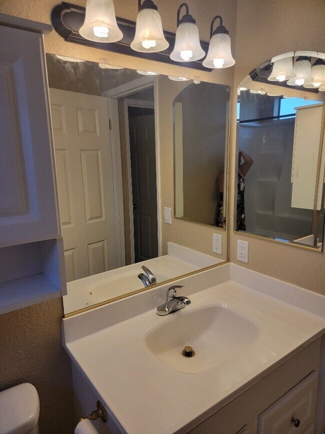 Building Photo - Very Nice 3bd 2 bath House for rent in Cameron Park