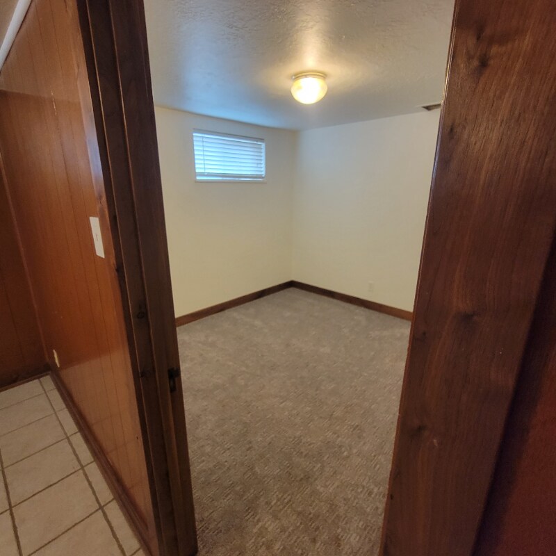 Building Photo - 2654 Tyler Ave