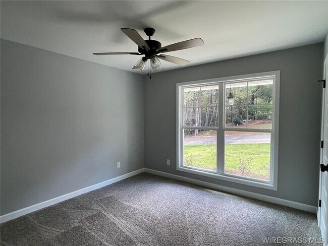 Building Photo - Available January!