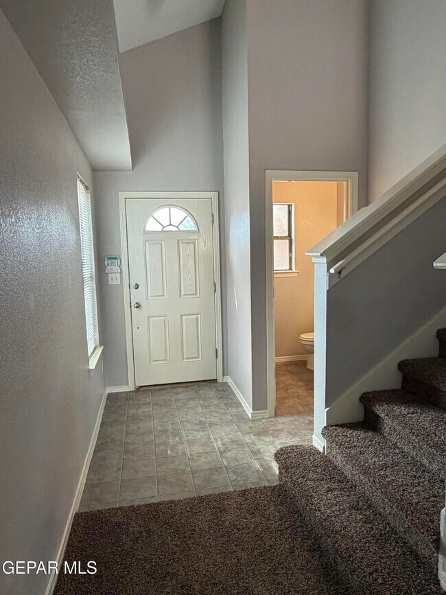Building Photo - 11728 Mesquite Bush Dr