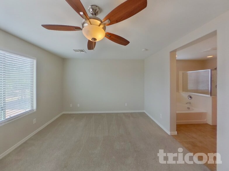Building Photo - 21338 N Denver Ct