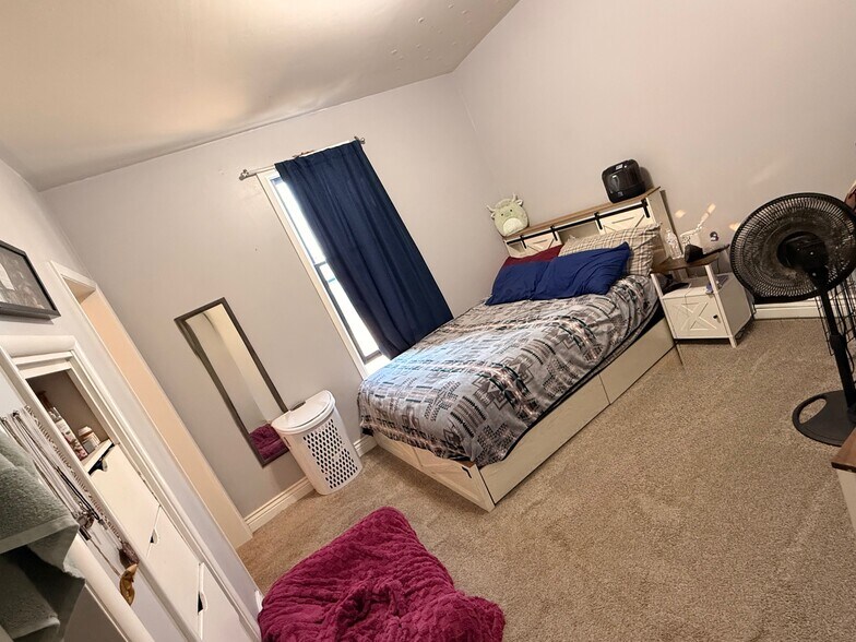 Bedroom - 309 E 22nd Ave