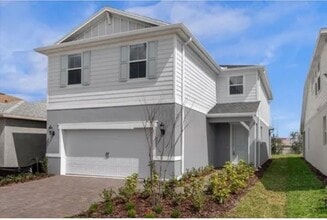 Building Photo - 10266 Pk Ests Ave