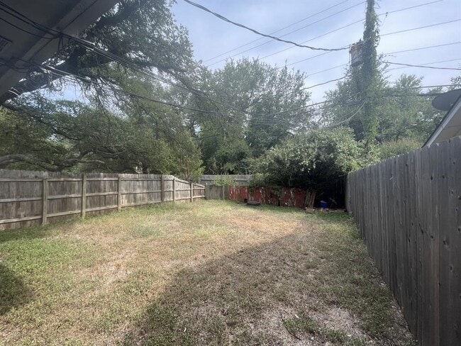 Building Photo - 8405 Fathom Cir
