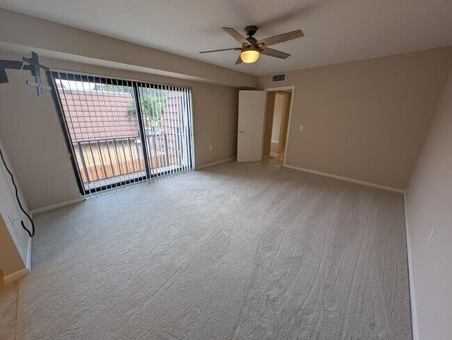 Building Photo - 1908 19th Ln