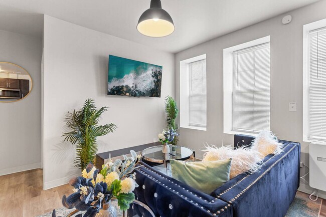 Building Photo - 1800 W Bethune St