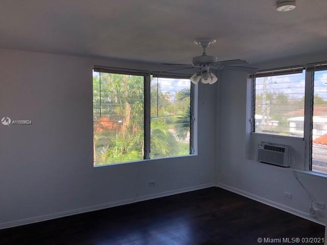 Building Photo - 444 Ponce de Leon Blvd
