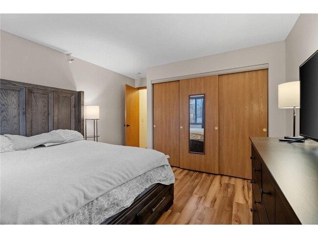 Building Photo - 4151 Boone Ave N