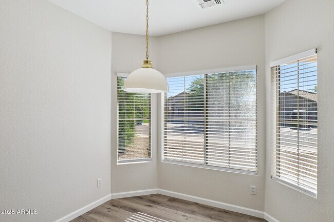 Building Photo - 6346 W Hess St