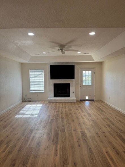 Building Photo - 1402 SE 22nd St