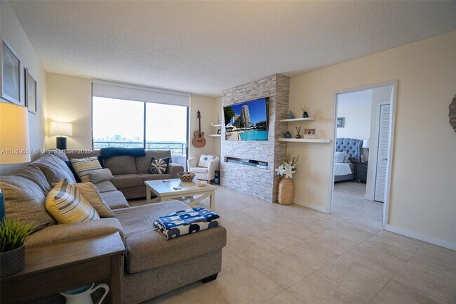 Building Photo - 500 Three Islands Boulevard