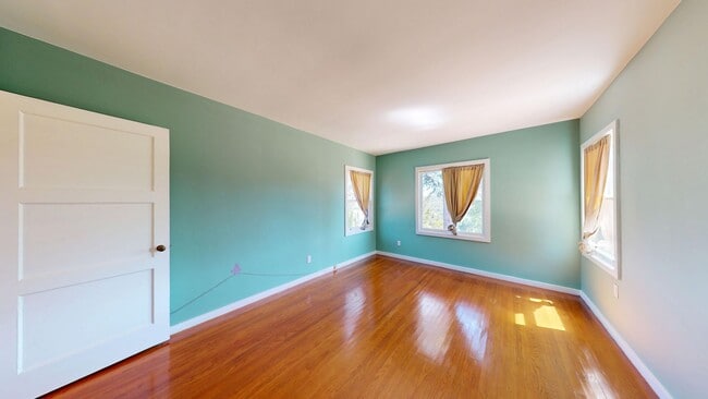 Building Photo - San Anselmo - Modern Day Cabin in the Wood...
