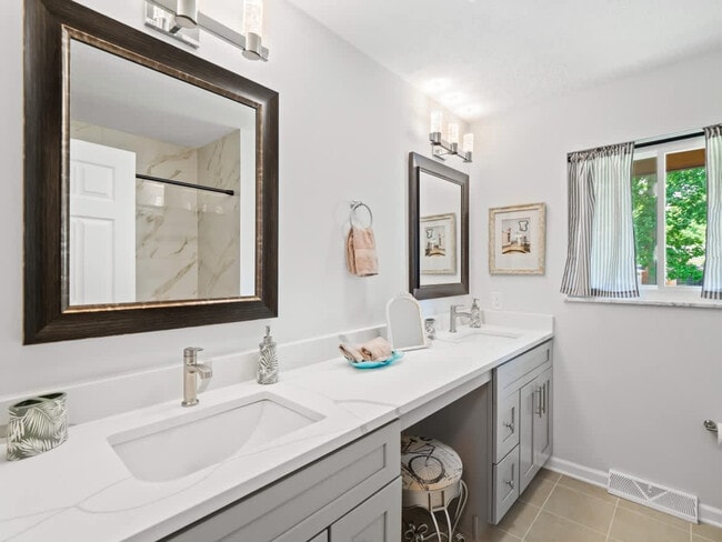 Building Photo - 8040 Strongsville Blvd