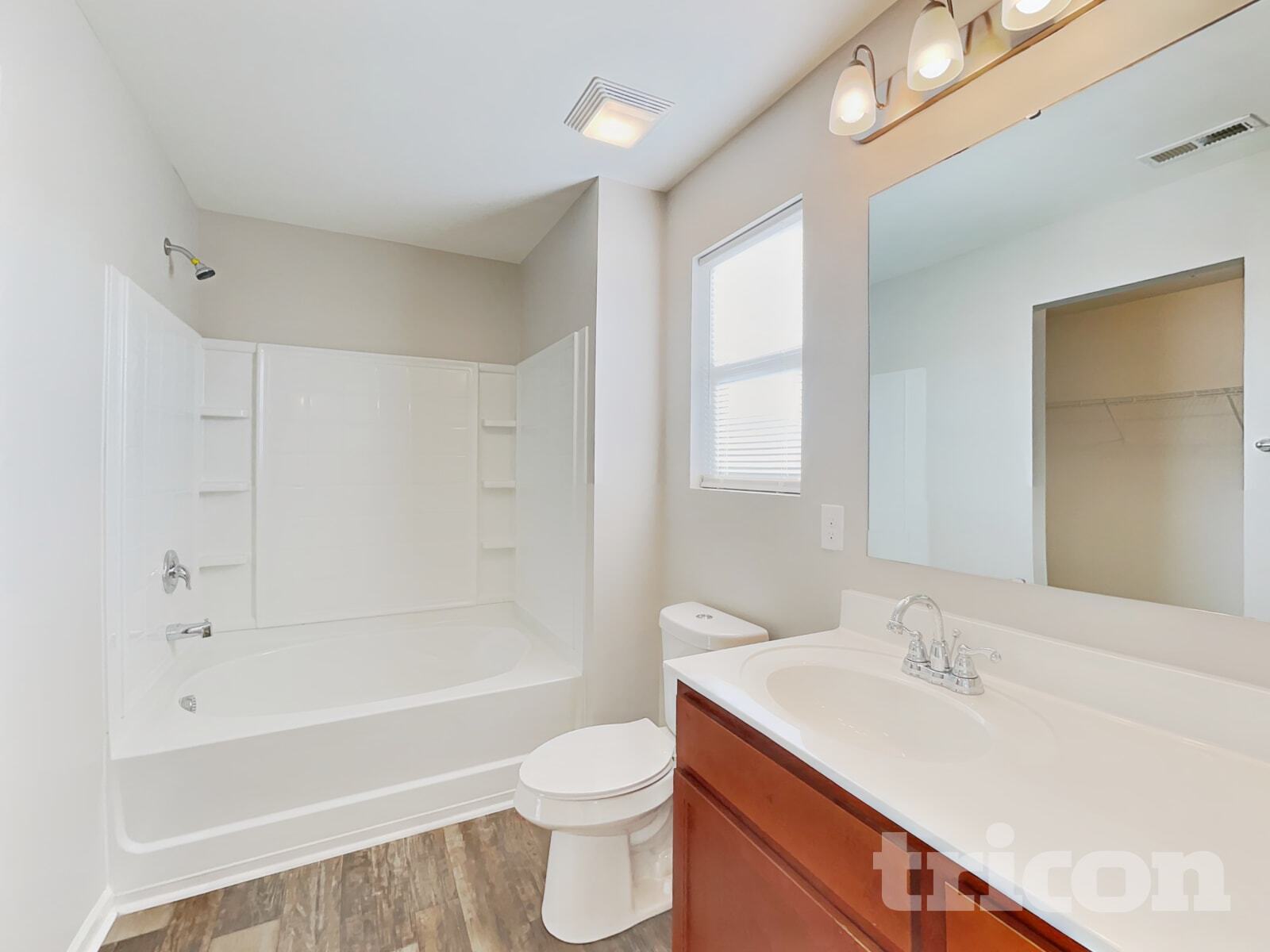 Building Photo - 176 Hidden Lakes Rd