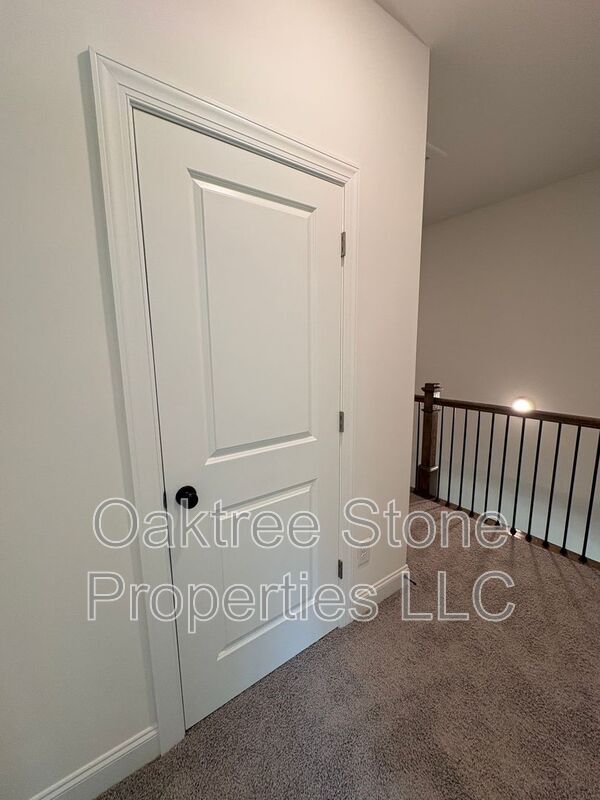 Building Photo - 634 Grove Glen Ct