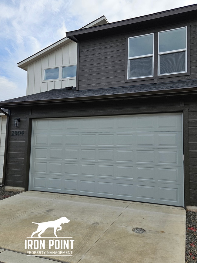Building Photo - Brand New, Never-Lived-In 3-Bed, 2.5-Bath Townhome in Caldwell, ID – $1,000 Move-In Special!