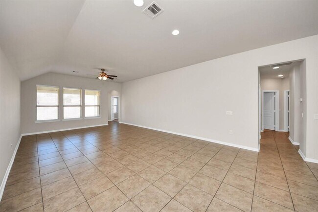Building Photo - 24610 Emerald Pool Falls Dr
