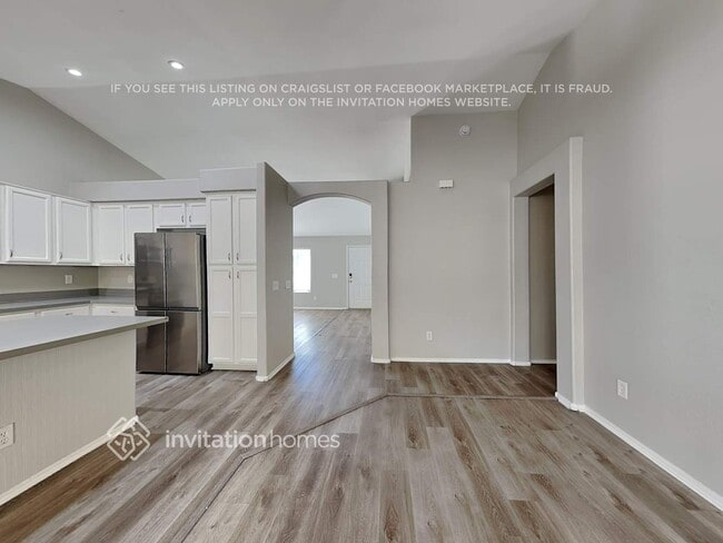 Building Photo - 7358 E Nopal Ave