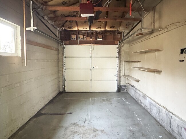 Building Photo - 2530 Xavier St