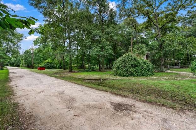 Building Photo - 900 Springwood Dr