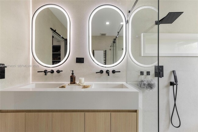 Building Photo - 8713 SW 214th St