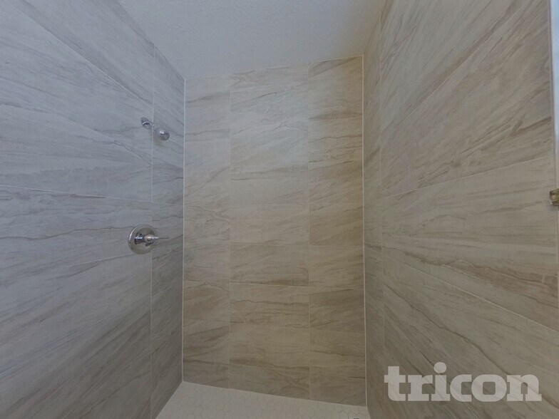 Building Photo - 4031 Portsmouth Rd