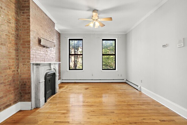 Building Photo - 227 3rd St