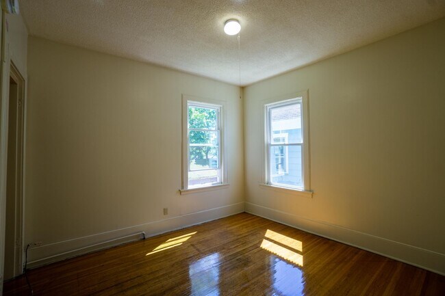 Building Photo - Charming Single Family Home One Block From...