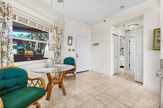 Building Photo - 104 Surfview Dr