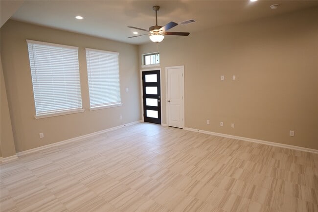 Building Photo - 5110 Pr Ter Ln