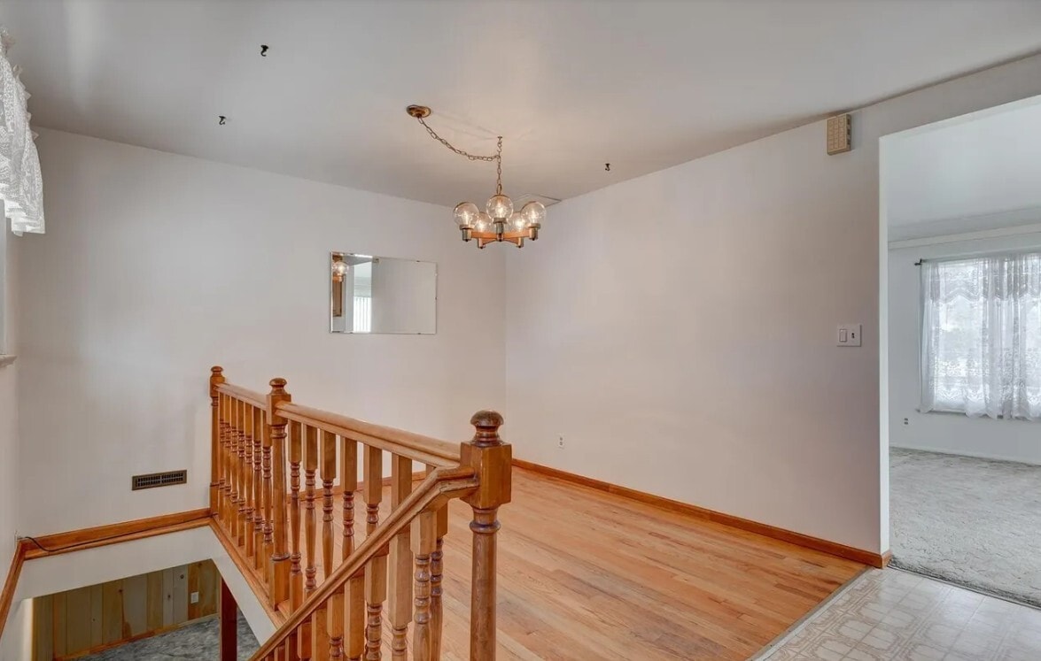 Building Photo - 3055 Victor St