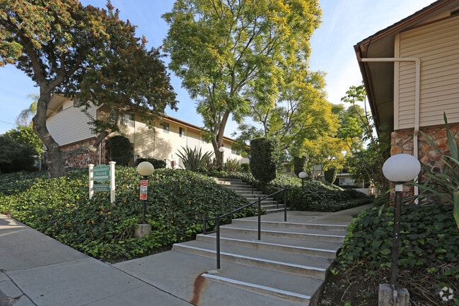 Primary Photo - Grossmont Village
