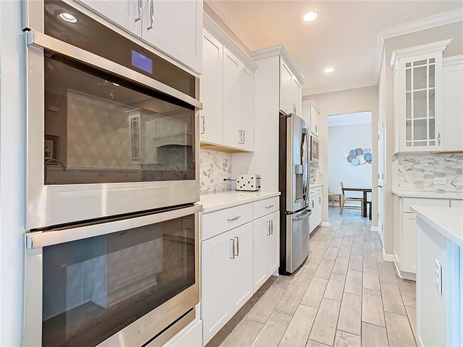 Building Photo - 10759 Petrillo Wy