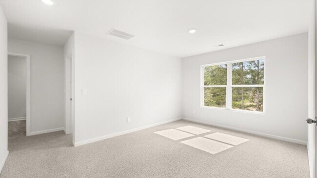 Building Photo - New Construction Five Bedroom Avail Now