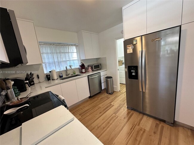 Building Photo - 120 Pocatella St