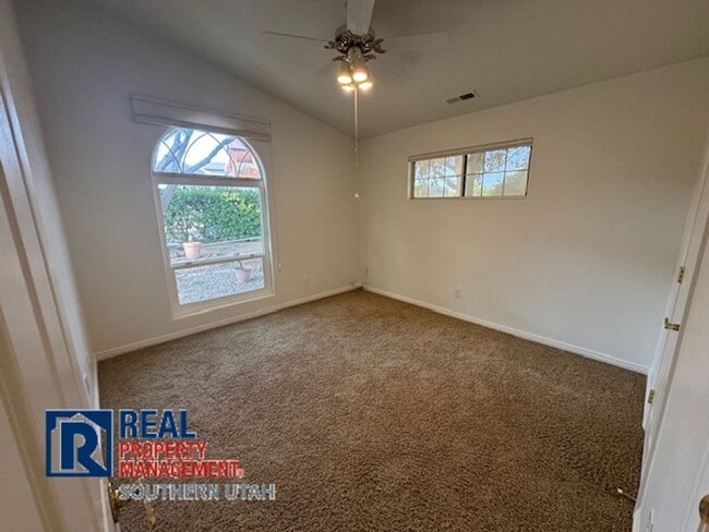 Building Photo - Hurricane Home on Large Lot