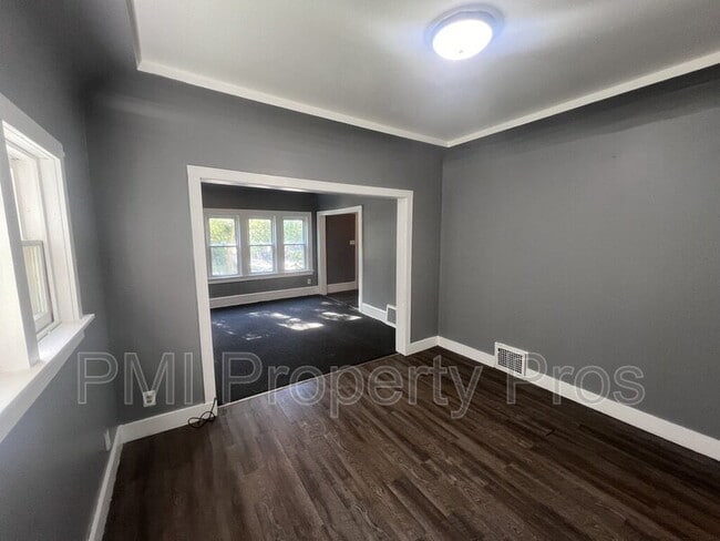 Building Photo - 1536 N 38th St