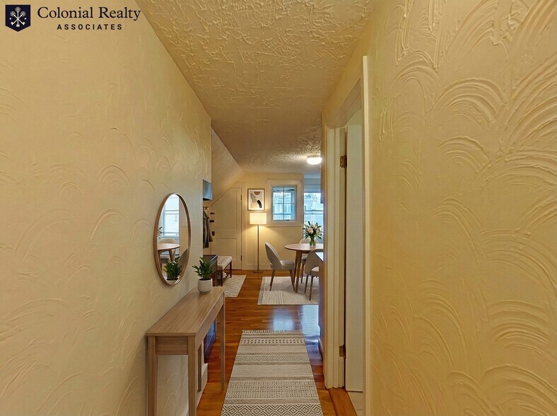 Building Photo - 174 Cushing St