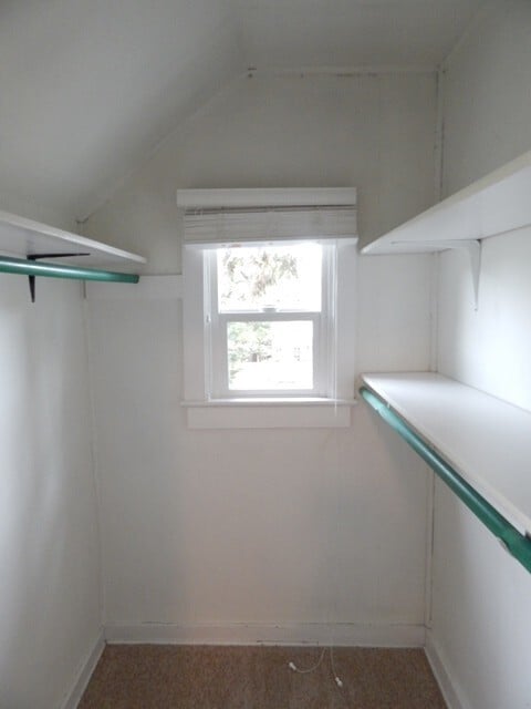 Building Photo - 2Bd/2Ba Two Story House - Available to View!