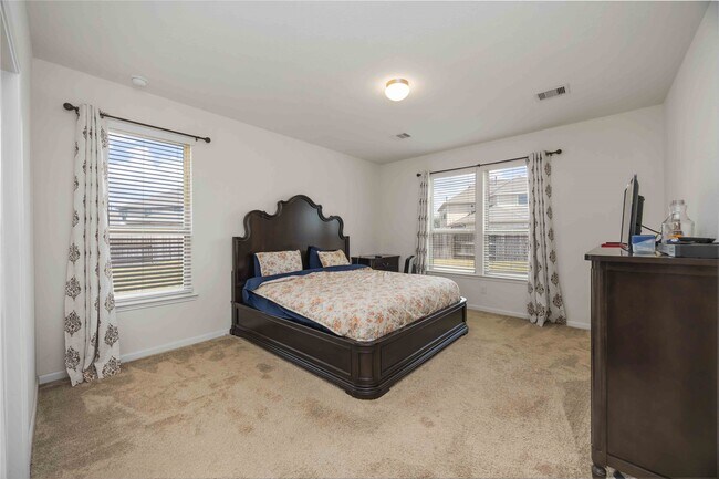 Building Photo - 8006 Ash Ridge Dr