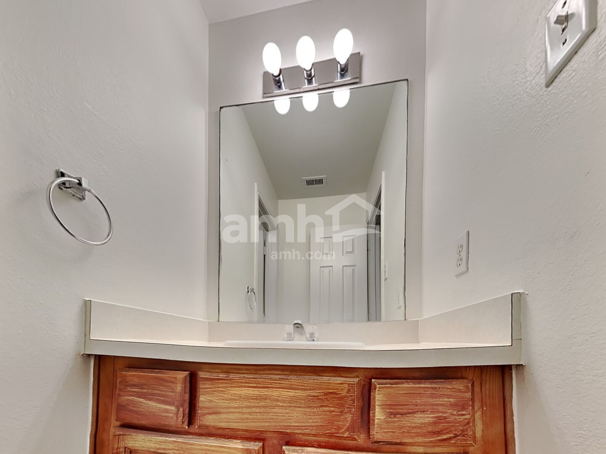 Building Photo - 19414 Dry Canyon Ct