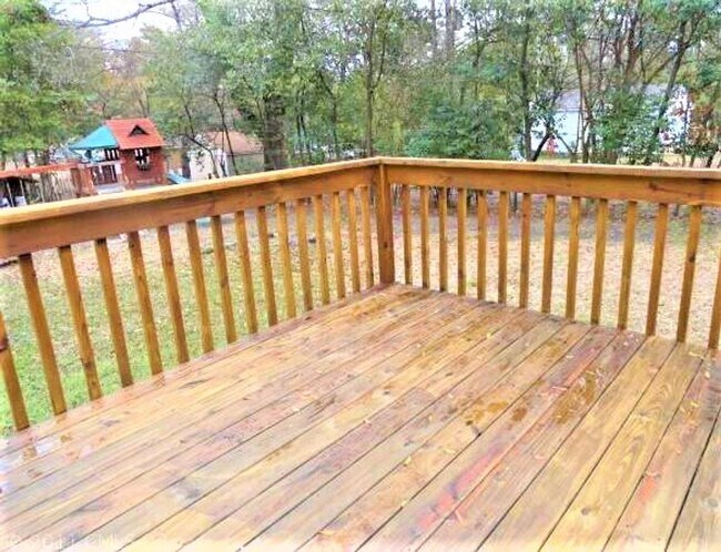 Building Photo - 1020 Elm Ave