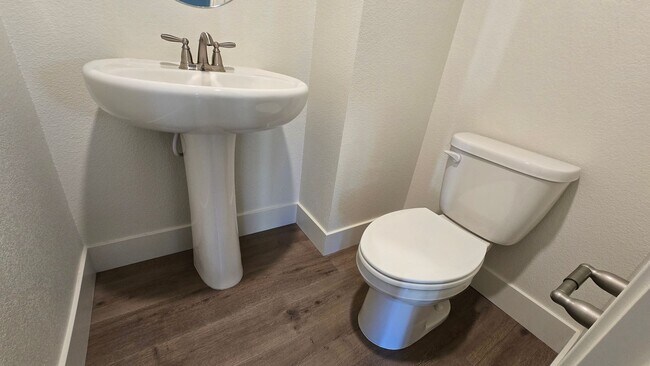 Building Photo - Modern 3-Bedroom Townhome – Built 2024 | Move-In Ready