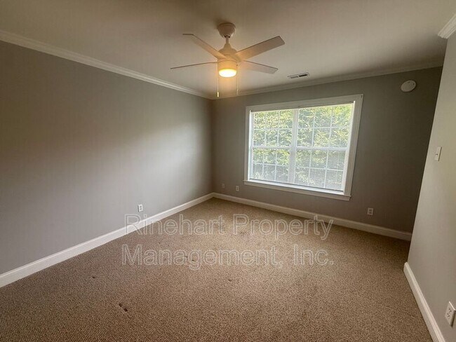Building Photo - 1668 Flintwood Dr